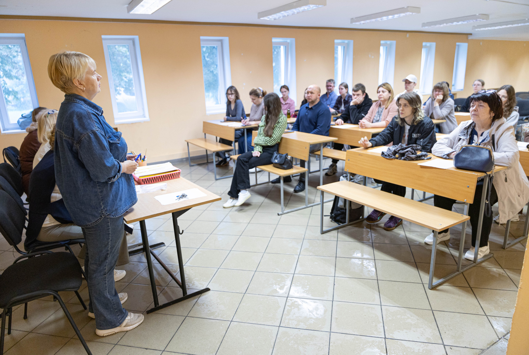 Сегодня в студенческом городке КГТУ началось заселения в комнаты общежитий