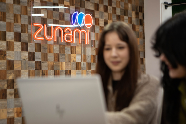 Students from the Institute of Digital Technologies completed their traineeship at an accredited IT company