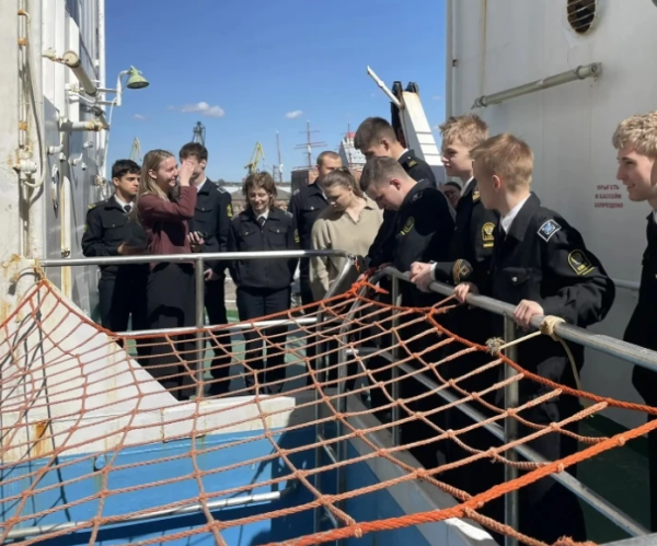 Курсанты КМРК побывали на НИС «Академик Йоффе»