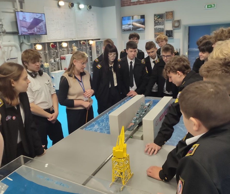 Практические занятия для учащихся судостроительных классов на базе крупнейших отраслевых компаний