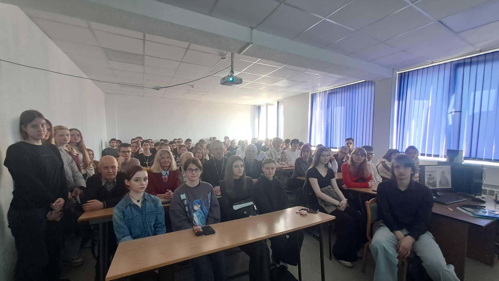 Студентов КГТУ познакомили с мировой культурой через призму православия