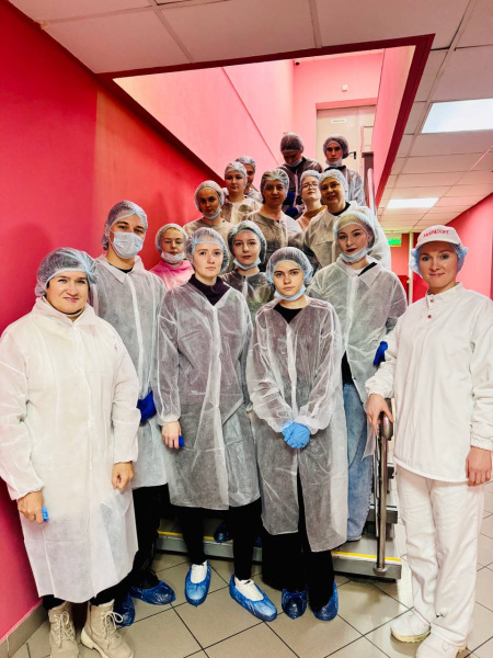 Студенты-биотехнологи посетили предприятие Мираторга