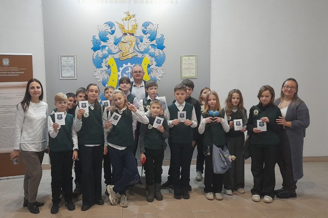 Школьники посетили ихтиологический музей кафедры Водных биоресурсов и аквакультуры КГТУ