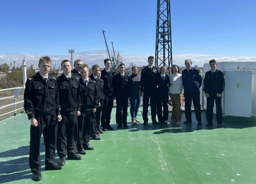 Курсанты КМРК побывали на НИС «Академик Йоффе»