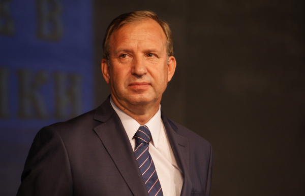 Поздравление ректора Владимира Алексеевича Волкогона с Днем рыбака