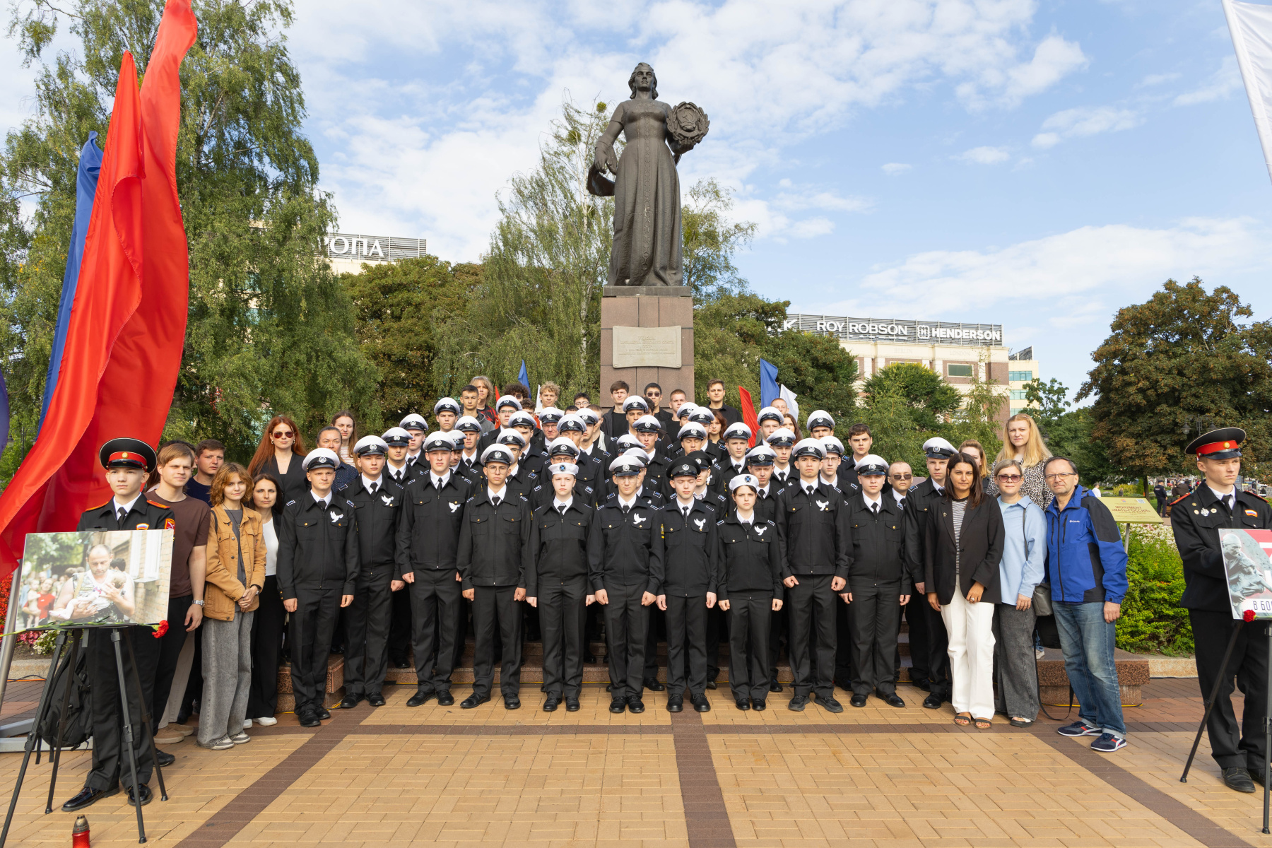 Студенты, курсанты и сотрудники КГТУ почтили память жертв терроризма