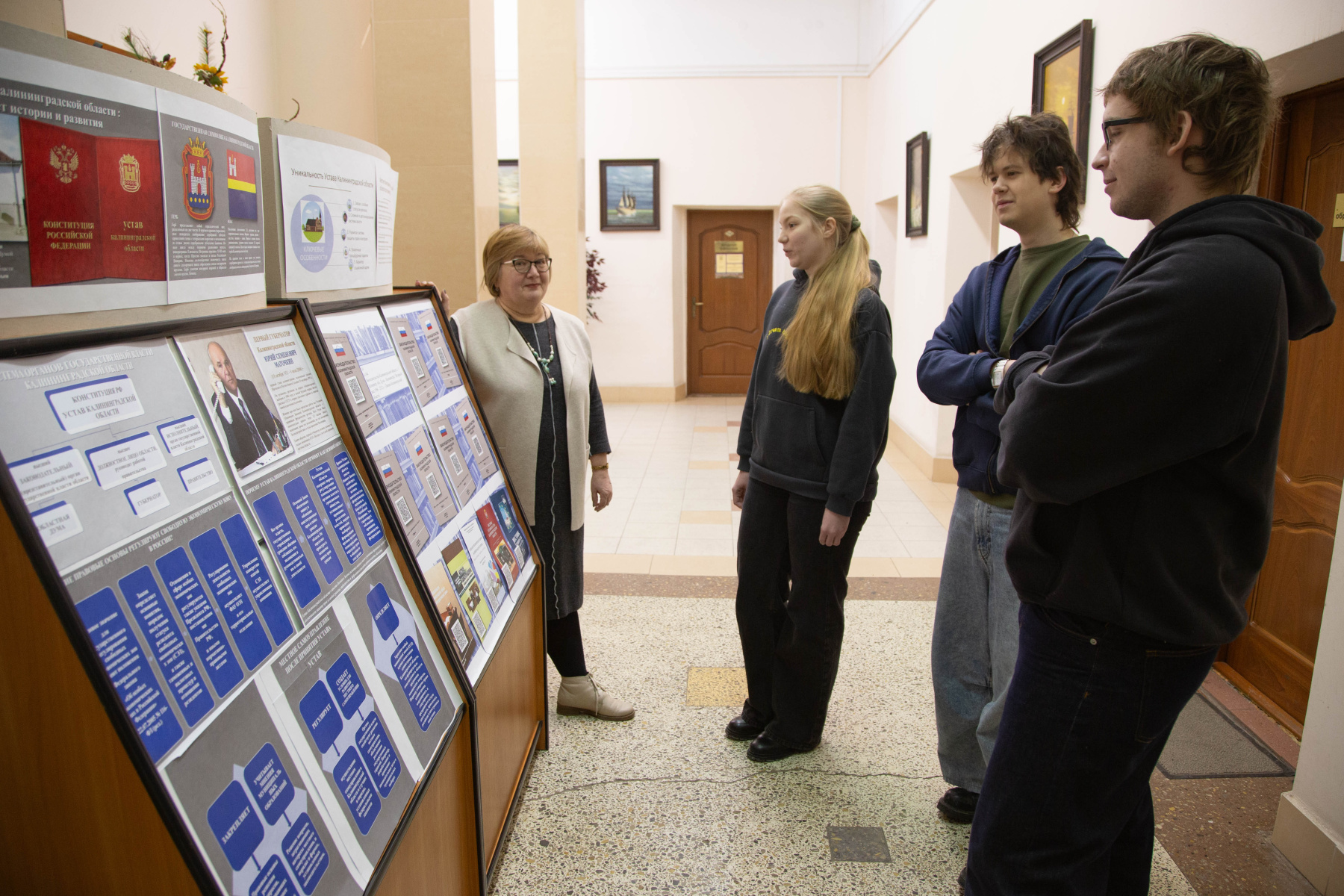 Научно-техническая библиотека подготовила новый информационный стенд