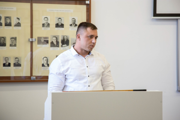 Выпускник аспирантуры успешно защитил кандидатскую диссертацию