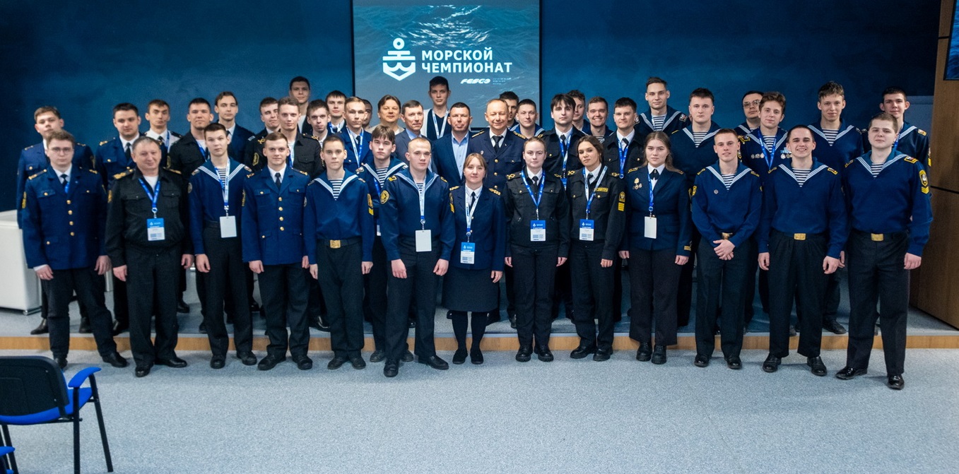 Лучшим судоводителем страны стала курсантка БГАРФ