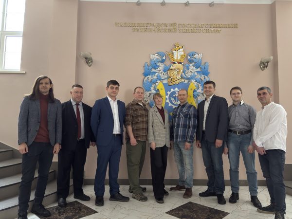 Bachelor's degree students in power engineering defended their final theses