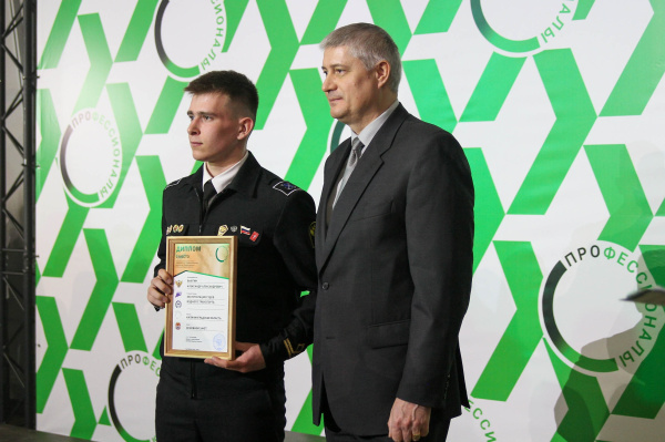 KMFC students—winners of Professionals—2026