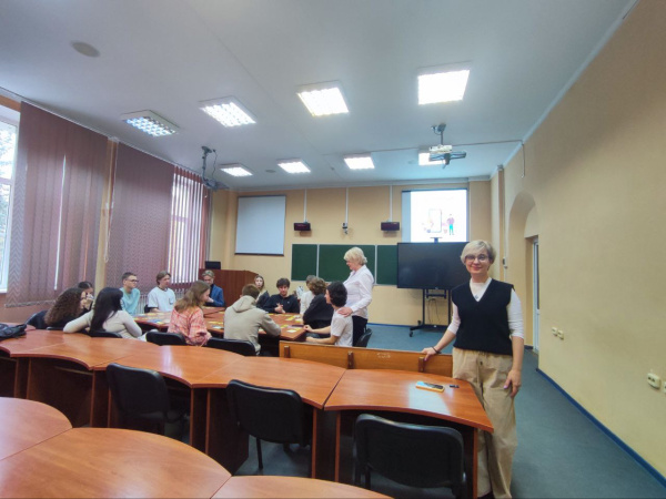 В деловой игре «Бункер» приняли участие студенты КГТУ