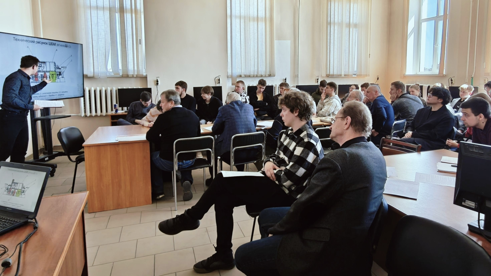 На секции «Теплоэнергетика и теплотехника» активно обсуждали каждую научную работу