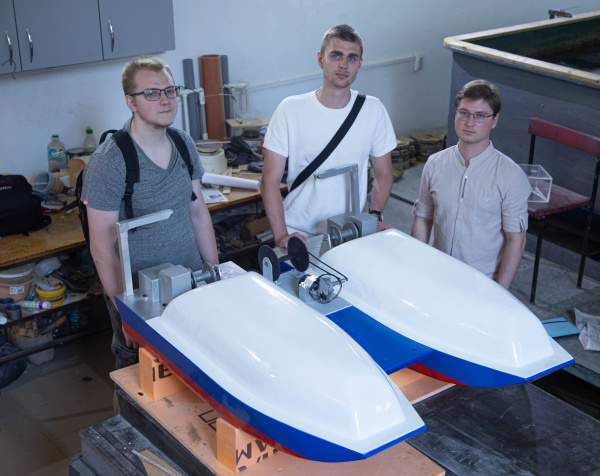 Young scientists and students created a small unmanned catamaran